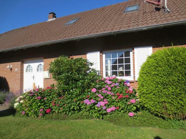 Luft Und Meer 4**** Ferienwohnung Hage Luaran gambar